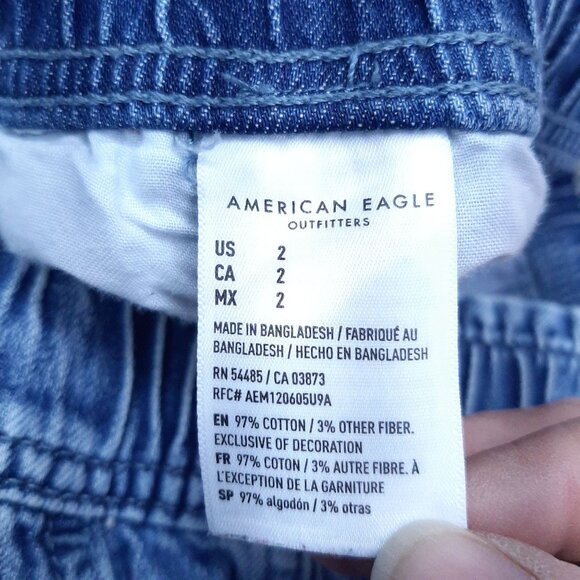 American Eagle High Waisted Mom Shorts Blue Denim Elastic Waist  Pockets Sz 2 - Picture 9 of 10